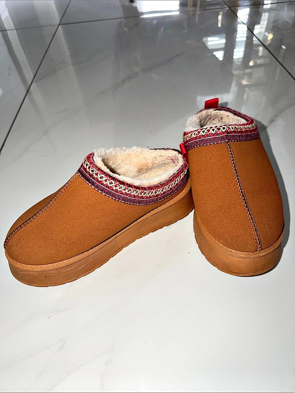 Slipper Brown & Red Slippers